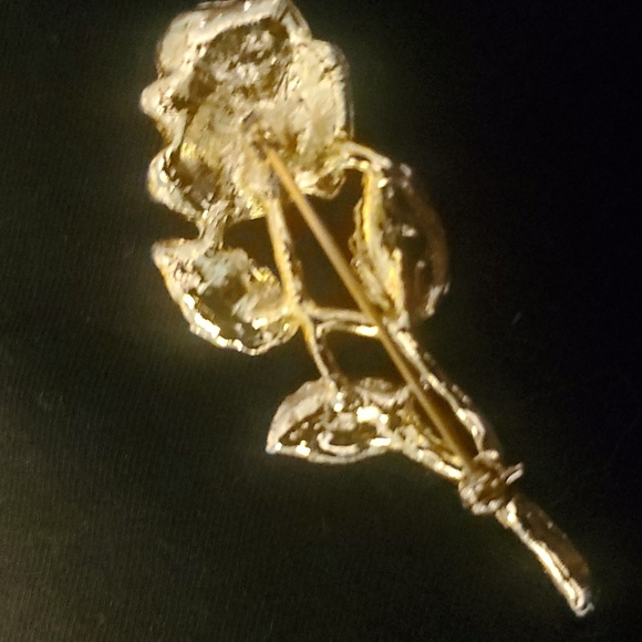 EUC Gold Rose Brooch/Pin with Pink, Red and Green Stones - Picture 4 of 6